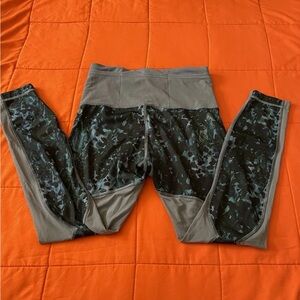 Lululemon Leggings Womens 6 Camouflage High Rise Sportswear Gym Running